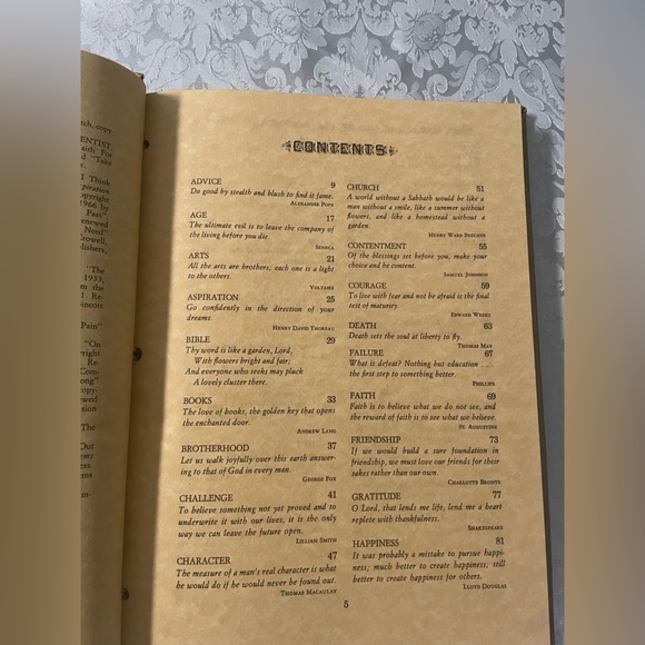 Vintage Better Than Gold - Poem Book by Clinton T. Howell (1972). - Picture 4 of 7